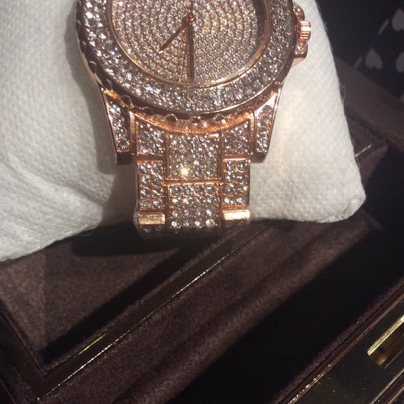 💎 Gorgeous Diamond Watch NEW 💎 - Picture 8 of 8